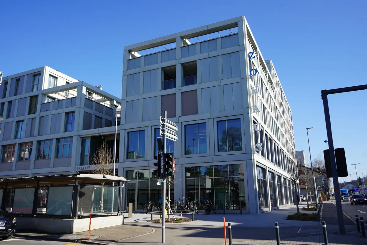 Neues ZO Gebaeude in Wetzikon